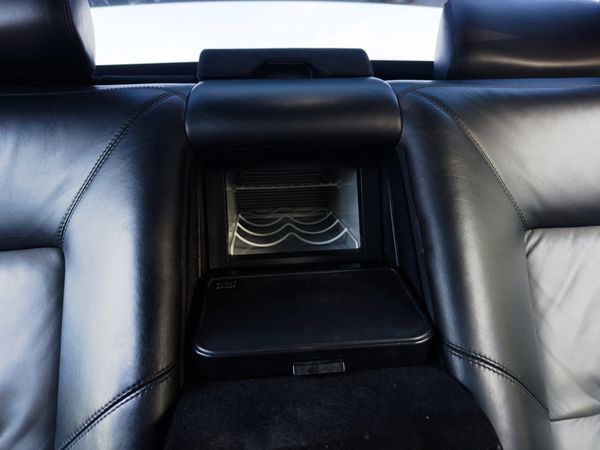 Mercedes Benz W140 S7.3 V12 прокат на весілля зйомки без водія з водієм