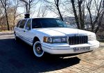 Прокат лимузина Lincoln Town Car белый 1997 год Киев цена