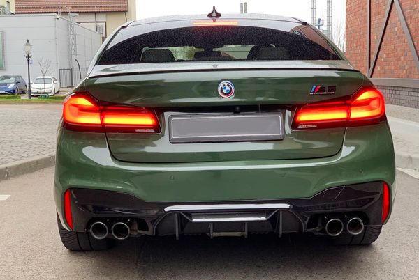 BMW M5 аренда прокат бизнес авто на свадьбу съемки без водителя