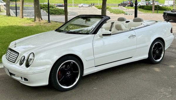 Mercedes W208 clk кабріолет оренда на весілля київ