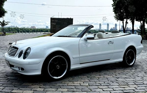 Mercedes W208 clk кабріолет оренда на весілля київ