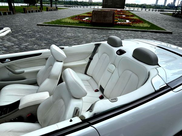 Mercedes W208 clk кабріолет оренда на весілля київ