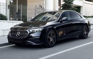 Прокат Mercedes-Benz E Class W214 чорний без водія Київ