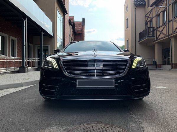 Vip Mercedes-Benz S560 AMG 4MATIC W222 Restyling на прокат без водія з водієм оренда
