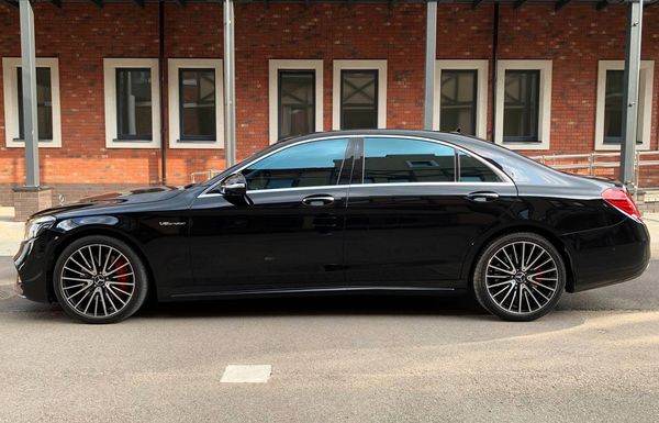 Vip Mercedes-Benz S560 AMG 4MATIC W222 Restyling на прокат без водія з водієм оренда