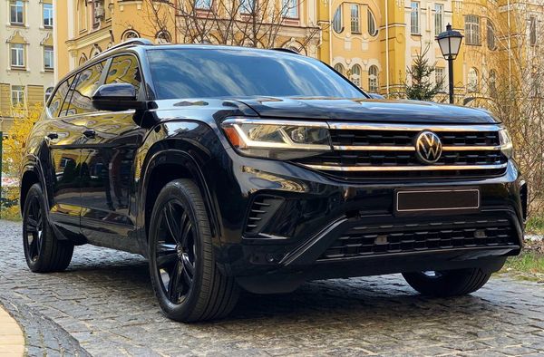  Volkswagen Atlas R-Line прокат аренда внедорожник с водителем без водителя для свадьбы