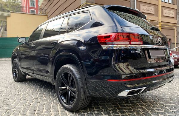 Volkswagen Atlas R-Line прокат аренда внедорожник с водителем без водителя для свадьбы