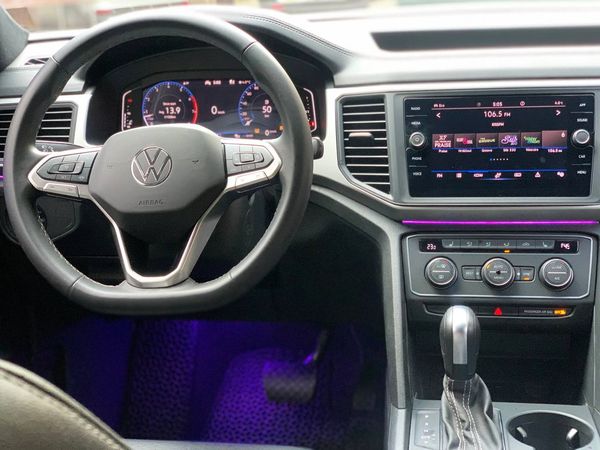  Volkswagen Atlas R-Line прокат аренда внедорожник с водителем без водителя для свадьбы