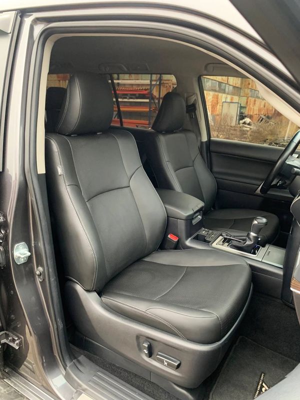 Замовити Toyota Prado 70 Anniversary на весілля Київ ціна