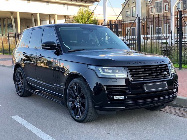 Аренда джип Range Rover Autobiography 5.0 Supercharger черный без водителя с водителем Киев