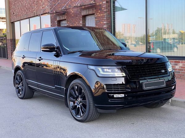 Аренда джип Range Rover Autobiography 5.0 Supercharger черный без водителя с водителем Киев