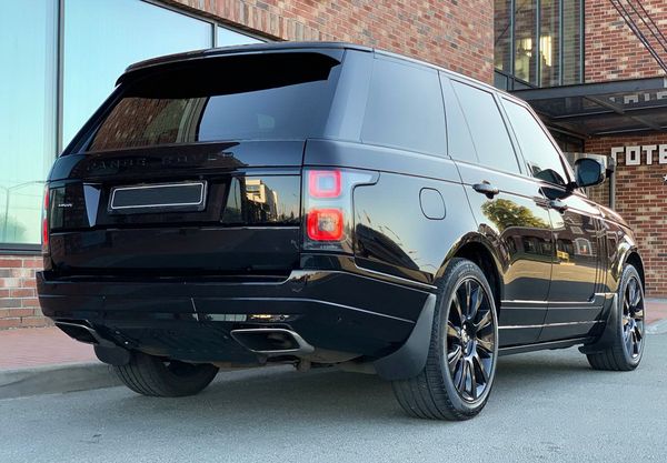 Аренда джип Range Rover Autobiography 5.0 Supercharger черный без водителя с водителем Киев