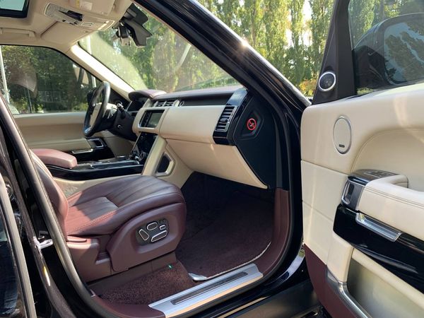 Аренда джип Range Rover Autobiography 5.0 Supercharger черный без водителя с водителем Киев