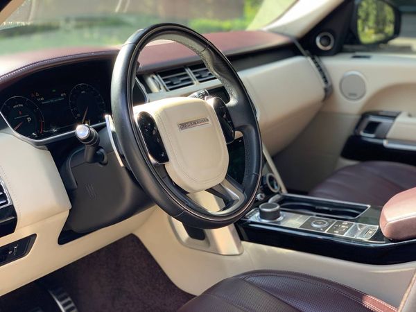 Аренда джип Range Rover Autobiography 5.0 Supercharger черный без водителя с водителем Киев