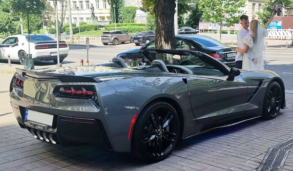 CHEVROLET CORVETTE TARGA кабриолет серый аренда на свадьбу