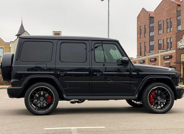 Прокат Mercedes-Benz G63 AMG кубік без водія Київ
