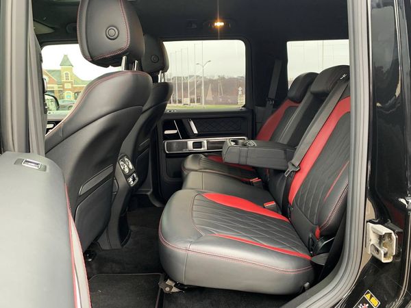 Прокат Mercedes-Benz G63 AMG кубік без водія Київ