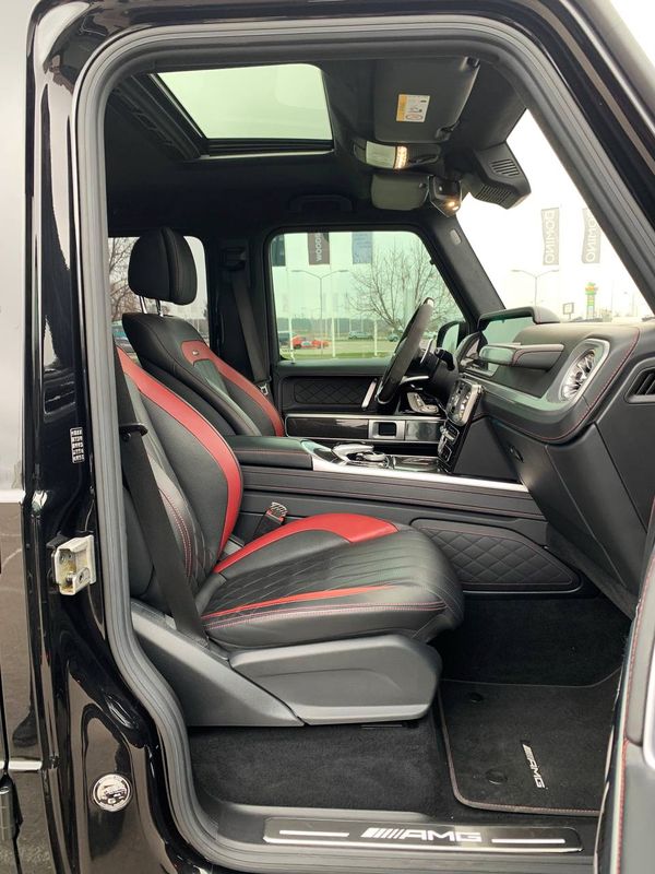 Прокат Mercedes-Benz G63 AMG кубік без водія Київ