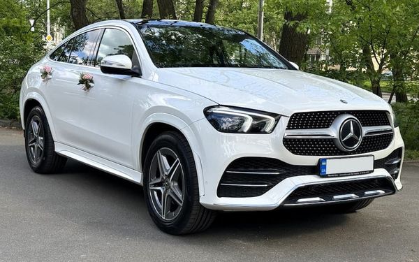 Джип на весілля Mercedes-Benz Gle Coupe AMG з водієм Київ