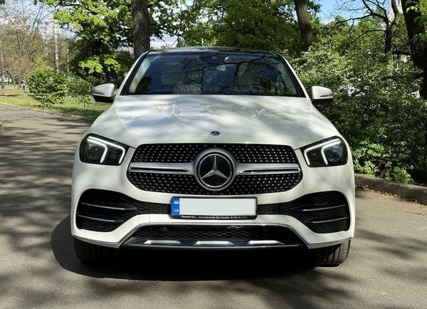 Джип на весілля Mercedes-Benz Gle Coupe AMG з водієм Київ
