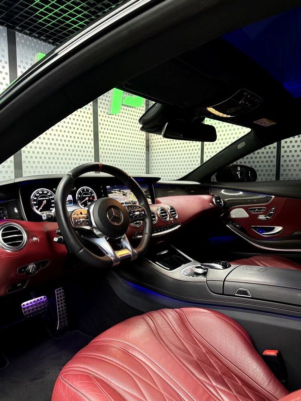 Mercedes-Benz S63 Coupe прокат без водія Київ