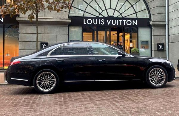 Mercedes-Benz W223 S-Class оренда мерседес з водієм на весілля