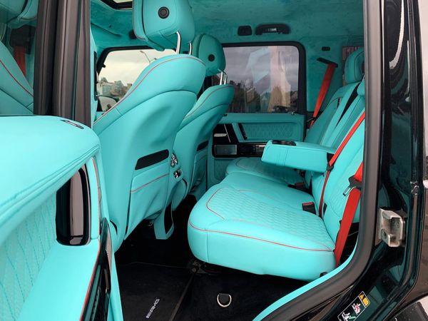 Mercedes-Benz G800 Brabus Tiffany — прокат «Кубік» без водія в Києві | ціна