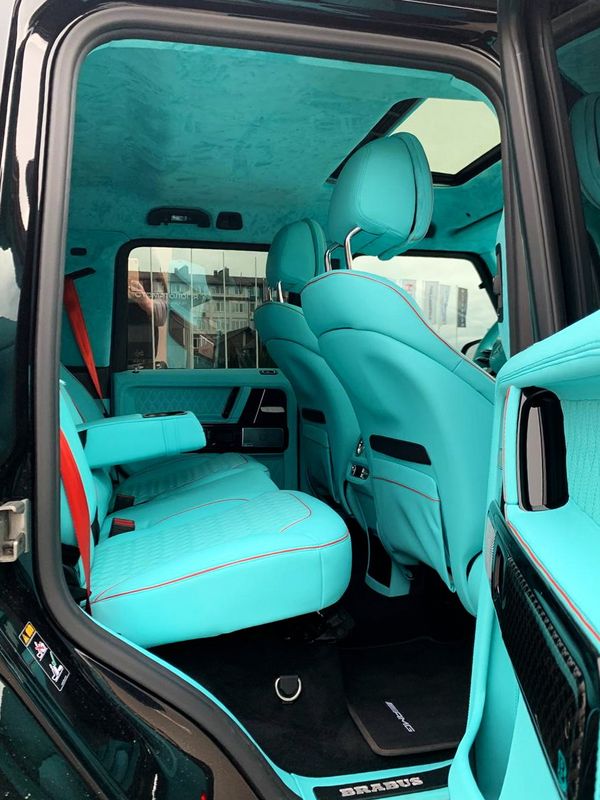Mercedes-Benz G800 Brabus Tiffany — прокат «Кубік» без водія в Києві | ціна