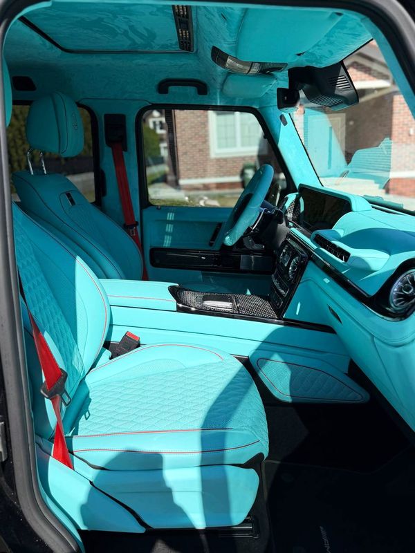 Mercedes-Benz G800 Brabus Tiffany — прокат «Кубік» без водія в Києві | ціна