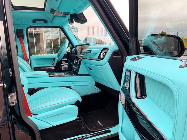 Mercedes-Benz G800 Brabus Tiffany — прокат «Кубік» без водія в Києві | ціна