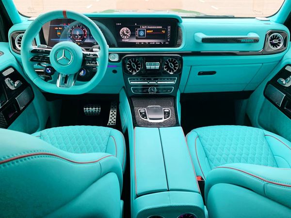Mercedes-Benz G800 Brabus Tiffany — прокат «Кубік» без водія в Києві | ціна