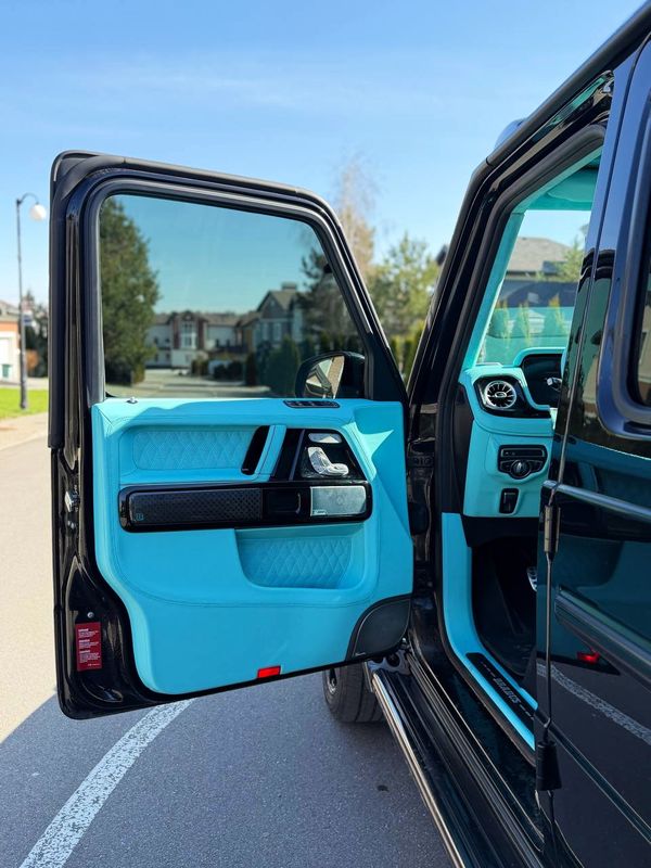 Mercedes-Benz G800 Brabus Tiffany — прокат «Кубік» без водія в Києві | ціна