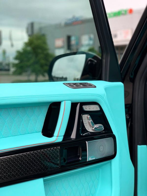 Mercedes-Benz G800 Brabus Tiffany — прокат «Кубік» без водія в Києві | ціна