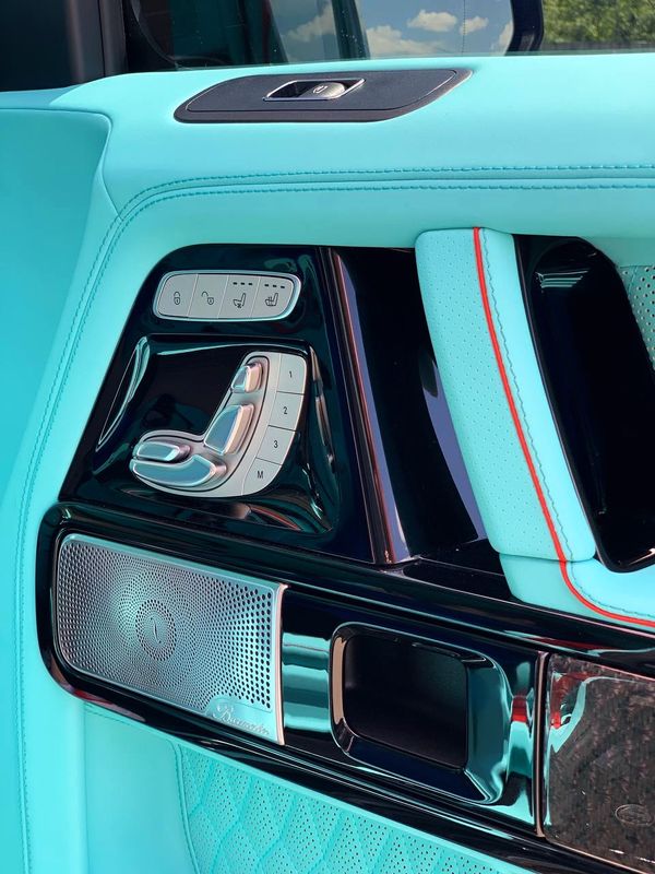 Mercedes-Benz G800 Brabus Tiffany — прокат «Кубік» без водія в Києві | ціна