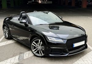 Audi TT S-line Quttro чорний замовити кабріолет з водієм на зйомки фотосесію