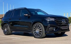 Позашляховик Mercedes Benz Gls AMG 400 прокат оренда з водієм