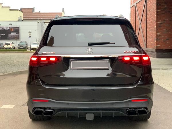 Позашляховик Mercedes-Benz Gls 63 AMG на прокат без водія Київ