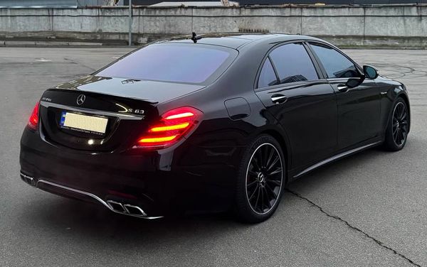 Vip Mercedes-Benz S63 AMG 4MATIC W222 Restyling на прокат без водителя с водителем аренда