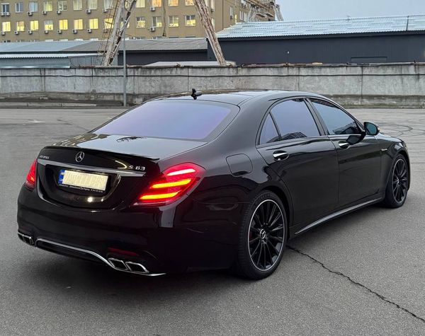 Vip Mercedes-Benz S63 AMG 4MATIC W222 Restyling на прокат без водителя с водителем аренда