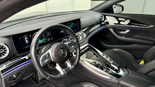 Прокат Mercedes-Benz AMG GT 4-DOOR без водія з водієм в Києві