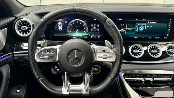 Прокат Mercedes-Benz AMG GT 4-DOOR без водія з водієм в Києві