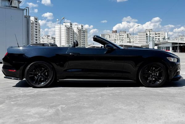 Аренда Ford Mustang Gt кабриолет черный для фото видео съемки цена в Киеве