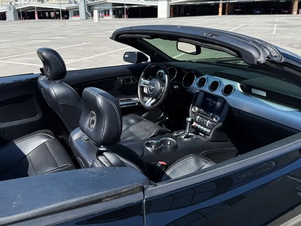Аренда Ford Mustang Gt кабриолет черный для фото видео съемки цена в Киеве