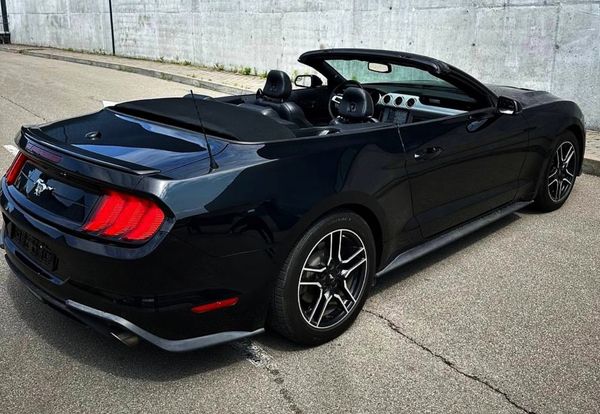 Кабріолет Ford Mustang Gt оренда для фото відео зйомки ціна в Києві