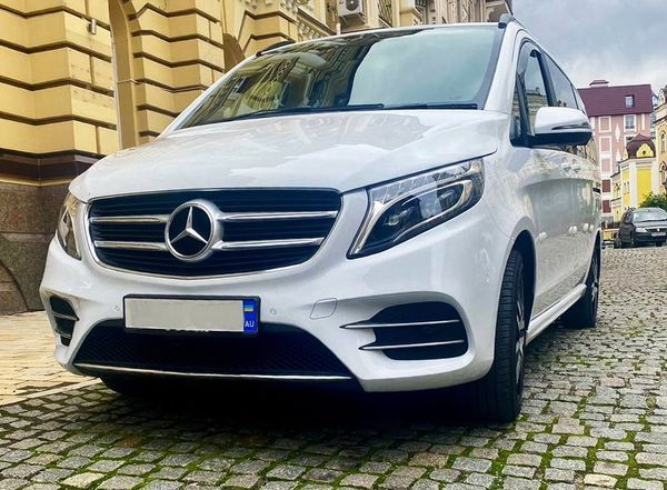 Mercedes Benz V class білий замовити на весілля Київ ціна