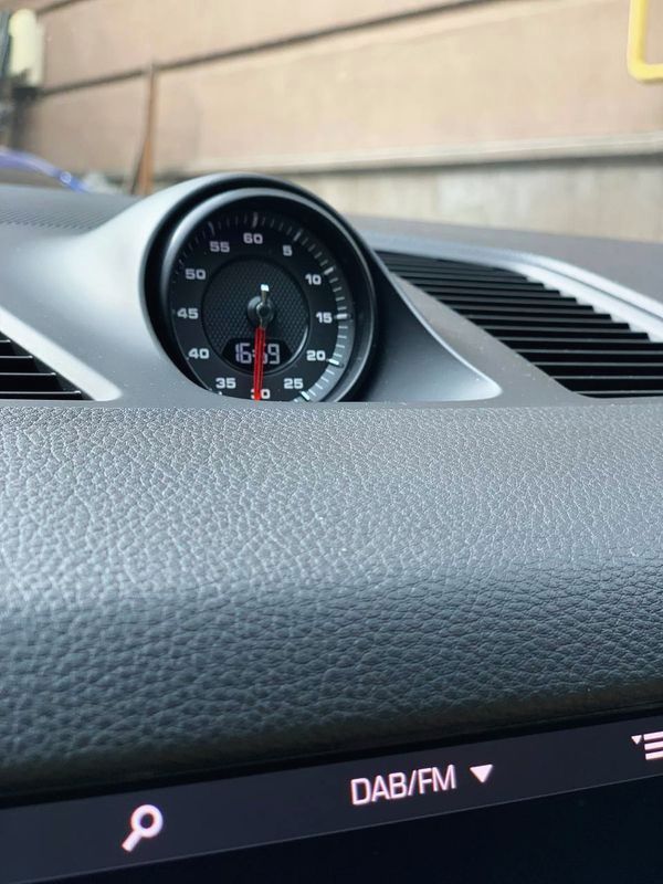 Прокат Porsche Cayenne Coupe без водія в Києві ціна