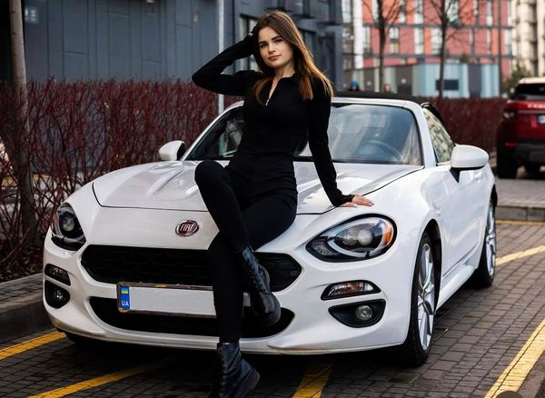 Кабріолет Fіat 124 Spider білий оренда для фото відео зйомки ціна в Києві