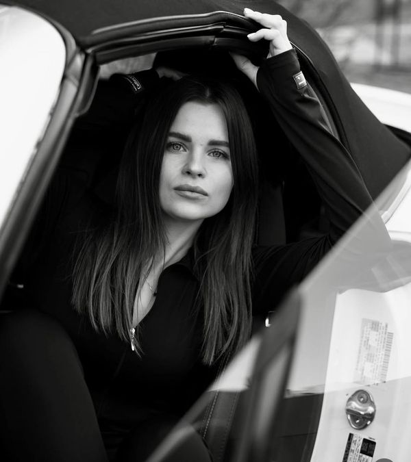 Кабріолет Fіat 124 Spider білий оренда для фото відео зйомки ціна в Києві