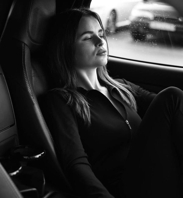 Кабріолет Fіat 124 Spider білий оренда для фото відео зйомки ціна в Києві