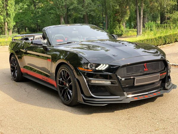 Кабріолет Ford Mustang Gt 5.0 оренда для фото відео зйомки ціна в Києві